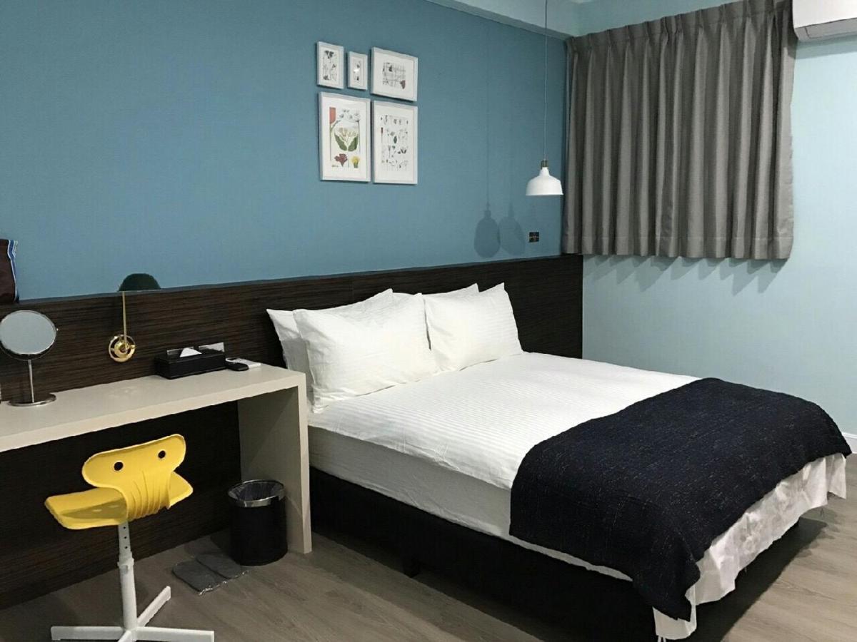 廷海特潮流民宿 L 近鐵花村 L 自助入住 T'ai-tung Extérieur photo