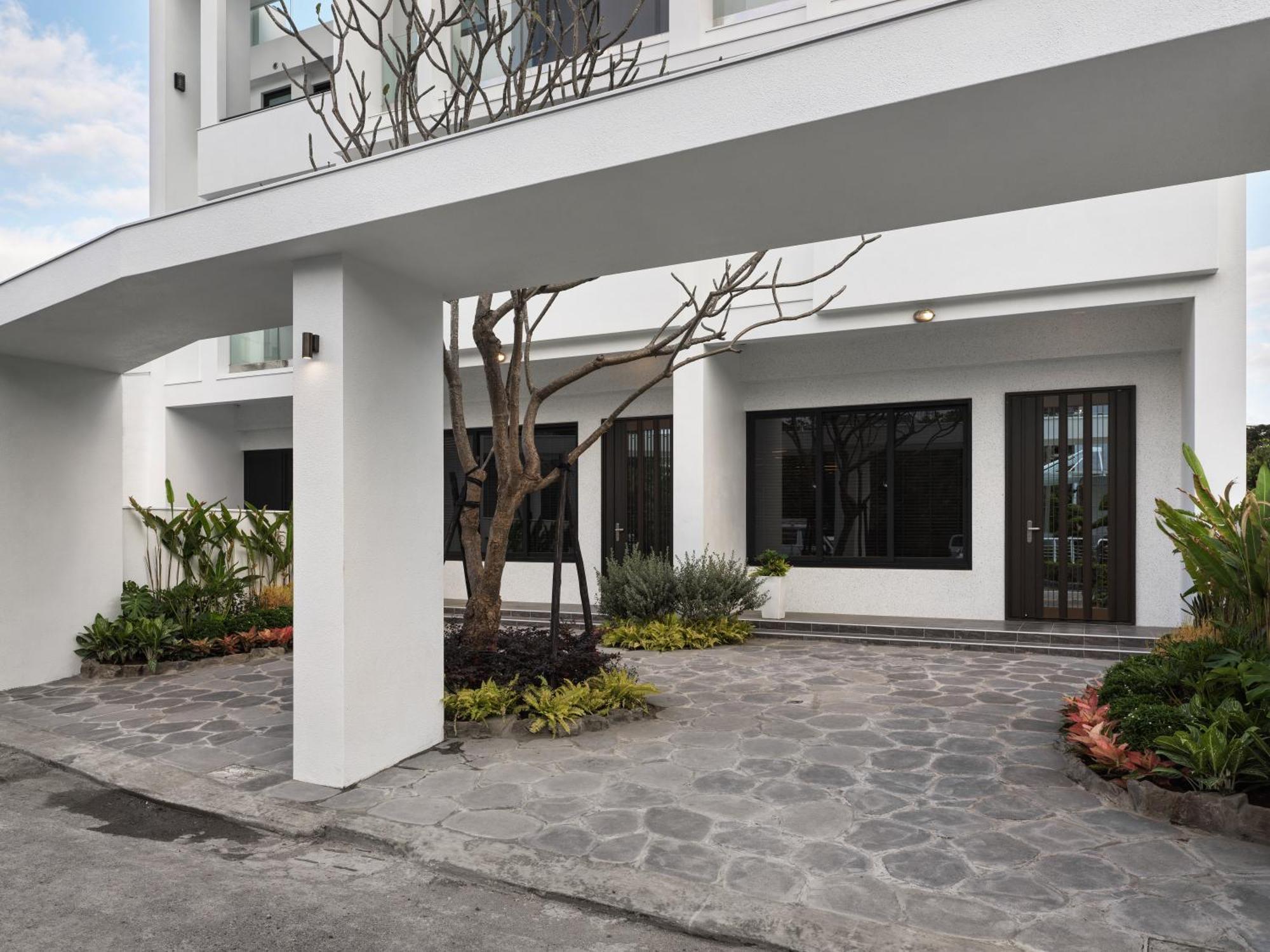 廷海特潮流民宿 L 近鐵花村 L 自助入住 T'ai-tung Extérieur photo